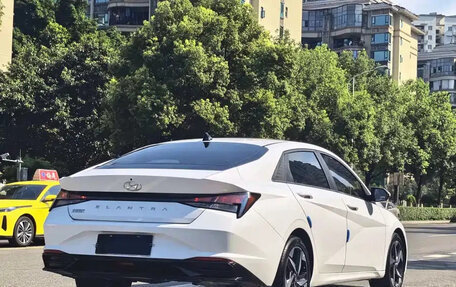 Hyundai Elantra, 2022 год, 1 186 000 рублей, 3 фотография