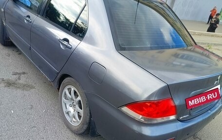 Mitsubishi Lancer IX, 2004 год, 275 000 рублей, 2 фотография