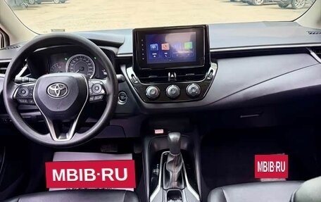 Toyota Corolla, 2022 год, 1 300 000 рублей, 10 фотография