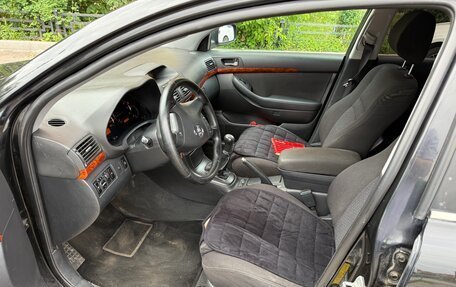 Toyota Avensis III рестайлинг, 2005 год, 650 000 рублей, 7 фотография
