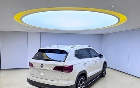 Volkswagen Tharu, 2022 год, 1 890 000 рублей, 4 фотография