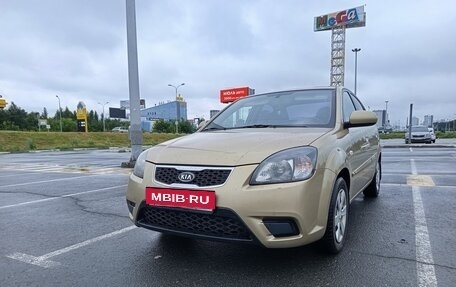 KIA Rio II, 2010 год, 620 000 рублей, 6 фотография