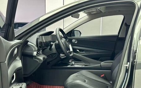 Hyundai Elantra, 2023 год, 1 500 000 рублей, 9 фотография