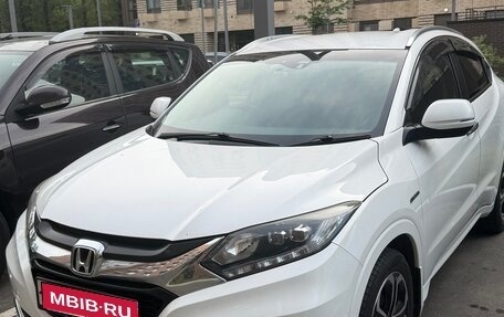 Honda Vezel, 2014 год, 1 290 000 рублей, 1 фотография