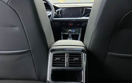 Volkswagen Passat B8 рестайлинг, 2023 год, 1 920 000 рублей, 17 фотография