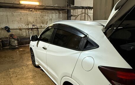 Honda Vezel, 2014 год, 1 290 000 рублей, 22 фотография