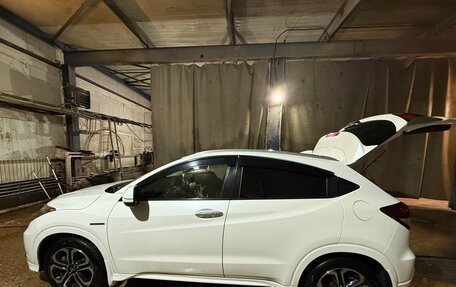Honda Vezel, 2014 год, 1 290 000 рублей, 21 фотография