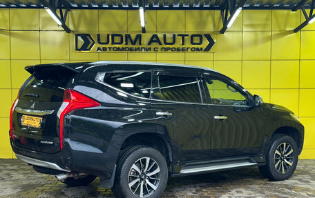 Mitsubishi Pajero Sport III рестайлинг, 2016 год, 2 999 000 рублей, 4 фотография