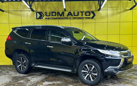 Mitsubishi Pajero Sport III рестайлинг, 2016 год, 2 999 000 рублей, 3 фотография