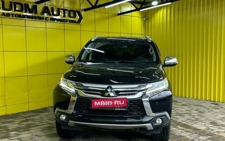 Mitsubishi Pajero Sport III рестайлинг, 2016 год, 2 999 000 рублей, 2 фотография