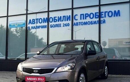 KIA cee'd I рестайлинг, 2011 год, 679 000 рублей, 1 фотография