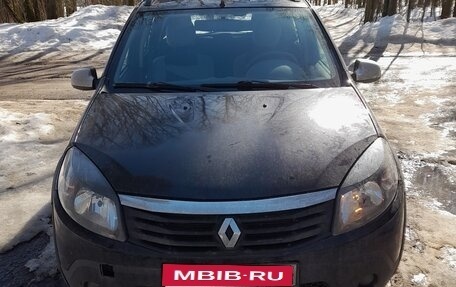 Renault Sandero I, 2014 год, 700 000 рублей, 1 фотография
