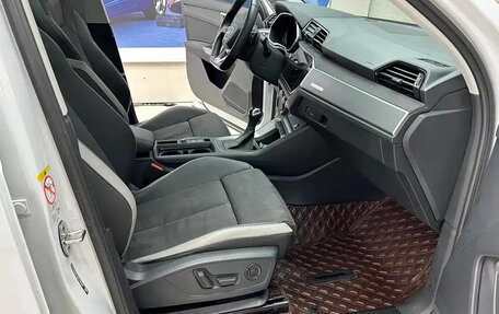 Audi Q3, 2022 год, 2 390 000 рублей, 8 фотография