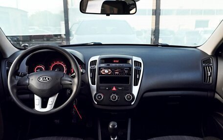 KIA cee'd I рестайлинг, 2011 год, 679 000 рублей, 17 фотография