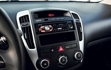 KIA cee'd I рестайлинг, 2011 год, 679 000 рублей, 10 фотография