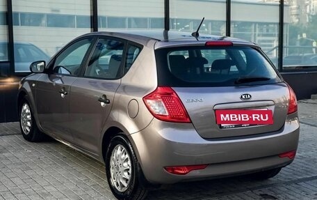 KIA cee'd I рестайлинг, 2011 год, 679 000 рублей, 3 фотография