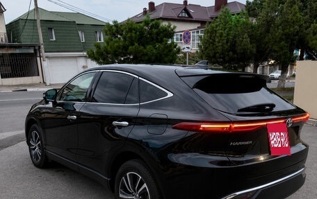 Toyota Harrier, 2020 год, 4 050 000 рублей, 2 фотография