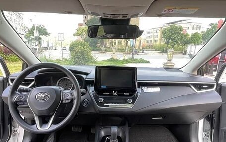 Toyota Corolla, 2022 год, 1 400 000 рублей, 9 фотография
