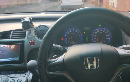 Honda Stream II, 2007 год, 750 000 рублей, 12 фотография