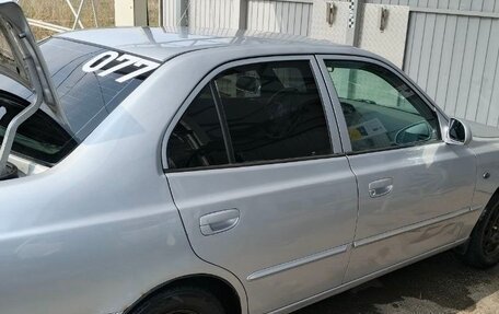 Hyundai Accent II, 2001 год, 300 000 рублей, 3 фотография