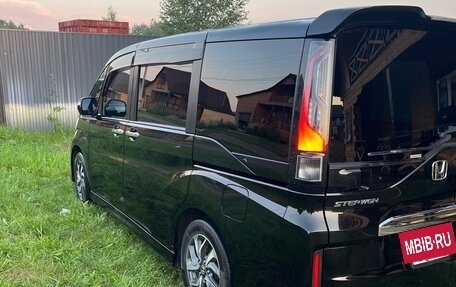 Honda Stepwgn IV, 2016 год, 1 550 000 рублей, 4 фотография