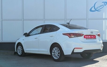 Hyundai Solaris II рестайлинг, 2018 год, 1 390 000 рублей, 8 фотография