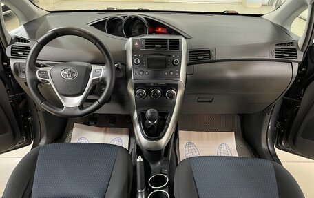 Toyota Verso I, 2014 год, 1 190 000 рублей, 18 фотография