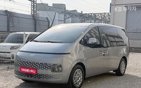 Hyundai Staria, 2025 год, 4 480 000 рублей, 1 фотография