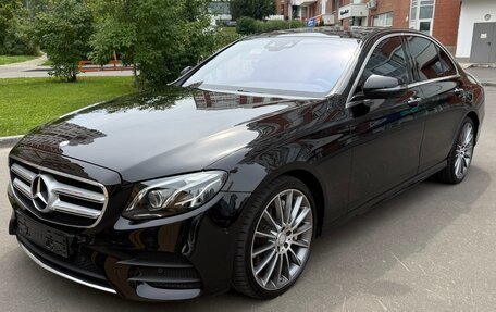 Mercedes-Benz E-Класс, 2016 год, 3 950 000 рублей, 2 фотография
