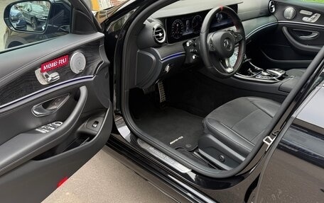 Mercedes-Benz E-Класс, 2016 год, 3 950 000 рублей, 8 фотография