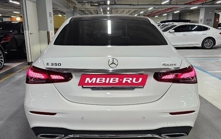 Mercedes-Benz E-Класс, 2022 год, 6 490 000 рублей, 5 фотография