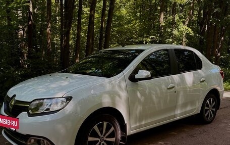 Renault Logan II, 2017 год, 784 999 рублей, 2 фотография
