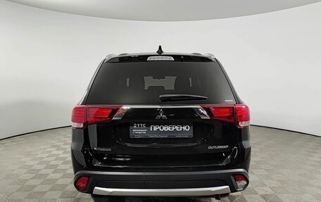 Mitsubishi Outlander III рестайлинг 3, 2018 год, 1 970 000 рублей, 7 фотография