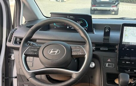 Hyundai Staria, 2025 год, 4 480 000 рублей, 8 фотография