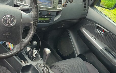 Toyota Hilux VII, 2014 год, 1 990 000 рублей, 5 фотография