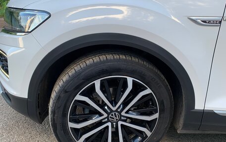 Volkswagen T-Roc I, 2022 год, 2 650 000 рублей, 5 фотография