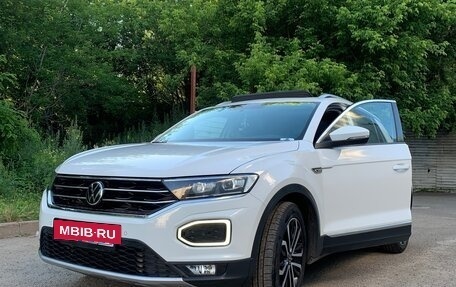 Volkswagen T-Roc I, 2022 год, 2 650 000 рублей, 13 фотография