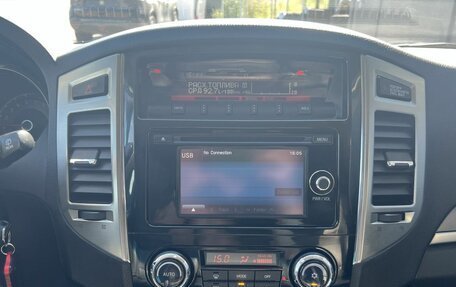 Mitsubishi Pajero IV, 2015 год, 2 290 000 рублей, 17 фотография
