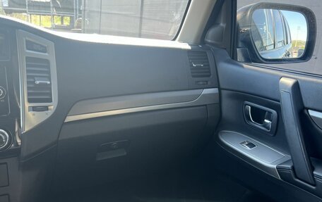 Mitsubishi Pajero IV, 2015 год, 2 290 000 рублей, 20 фотография