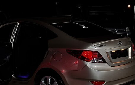 Hyundai Solaris II рестайлинг, 2011 год, 730 000 рублей, 5 фотография