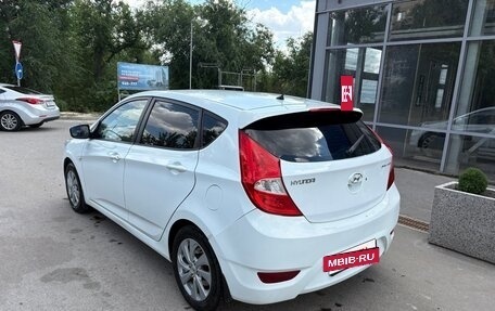 Hyundai Solaris II рестайлинг, 2012 год, 730 000 рублей, 8 фотография
