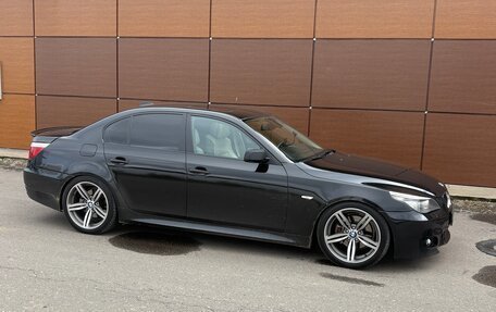 BMW 5 серия, 2008 год, 1 050 000 рублей, 3 фотография