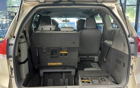 Toyota Sienna III, 2010 год, 1 480 000 рублей, 6 фотография