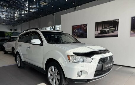 Mitsubishi Outlander III рестайлинг 3, 2011 год, 1 090 000 рублей, 3 фотография