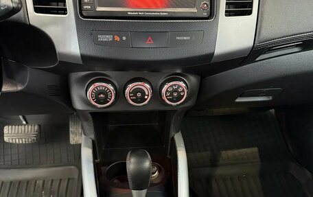 Mitsubishi Outlander III рестайлинг 3, 2011 год, 1 090 000 рублей, 17 фотография