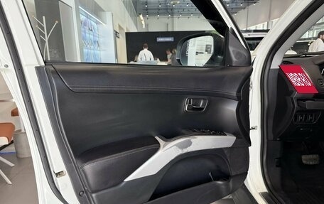 Mitsubishi Outlander III рестайлинг 3, 2011 год, 1 090 000 рублей, 11 фотография