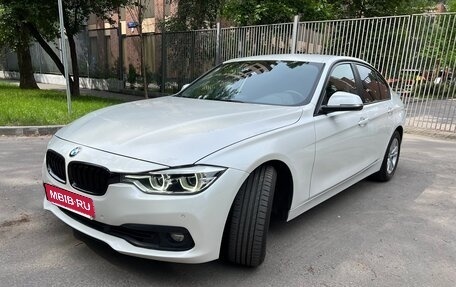 BMW 3 серия, 2018 год, 1 850 000 рублей, 2 фотография