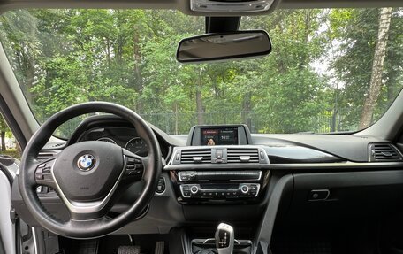 BMW 3 серия, 2018 год, 1 850 000 рублей, 10 фотография