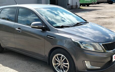 KIA Rio III рестайлинг, 2014 год, 850 000 рублей, 2 фотография