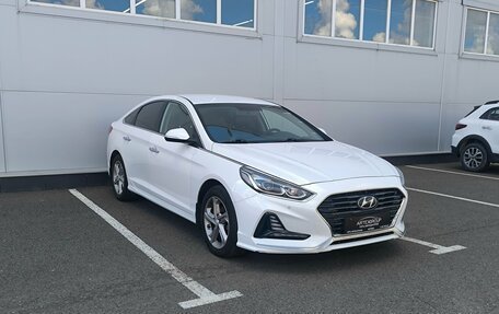 Hyundai Sonata VII, 2019 год, 1 749 000 рублей, 3 фотография